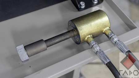 Стенд для правки литых и кованных дисков Siver RR 14S